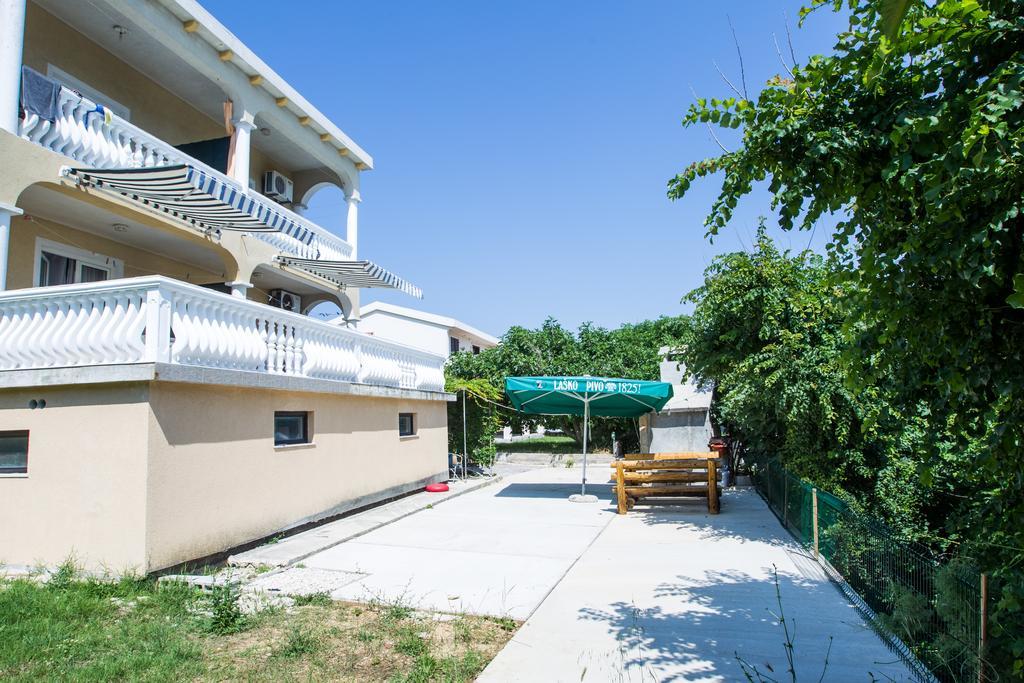 Apartments Toro Pag Town Extérieur photo